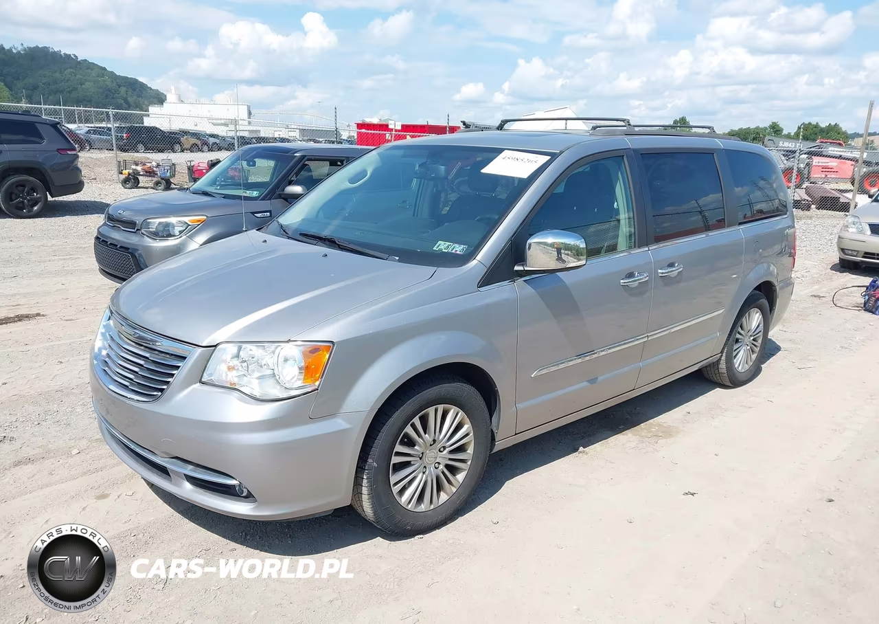2016 Chrysler Town & Country Touring-L Anniversary Edition VIN:2C4RC1CG8GR129942 - 2