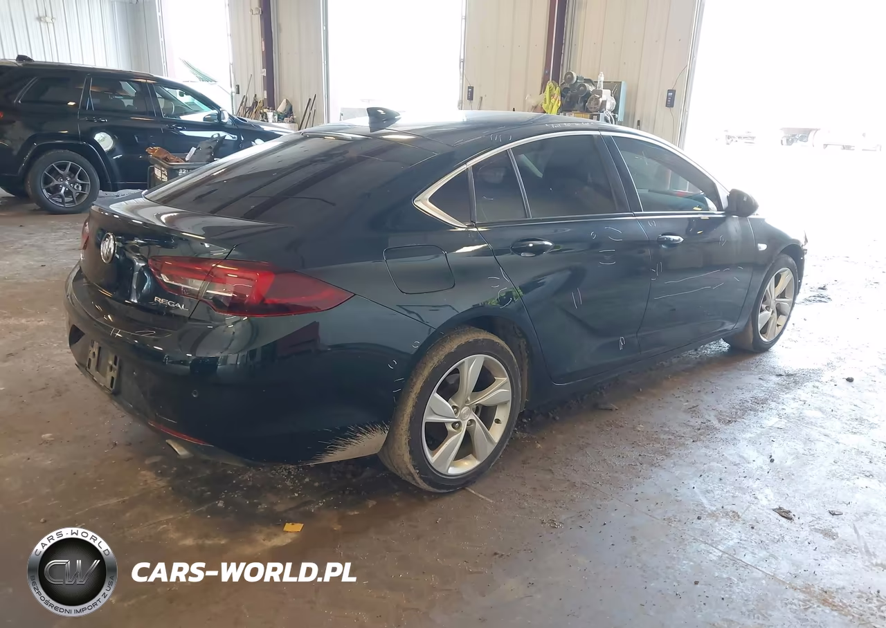 2018 Buick Regal Sportback Preferred VIN:W04GL6SX3J1154212 - 4