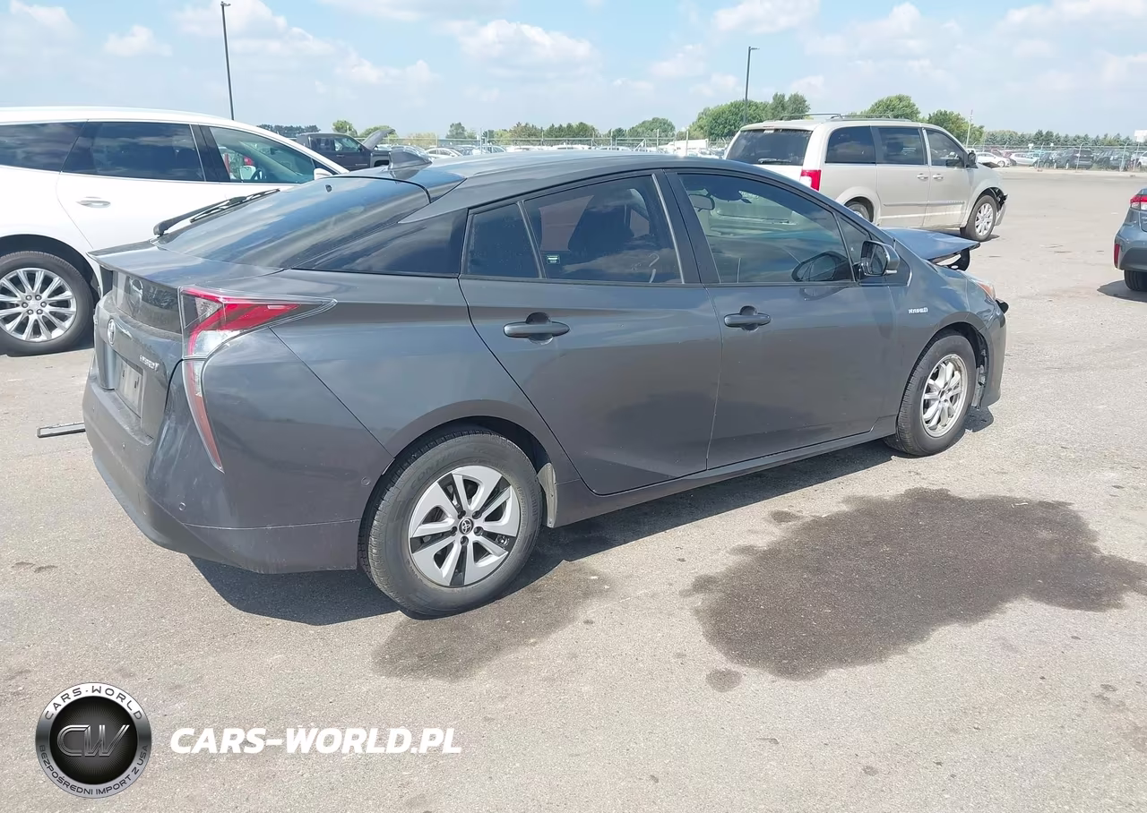 2017 Toyota Prius VIN:JTDKARFU4H3045117 - 4