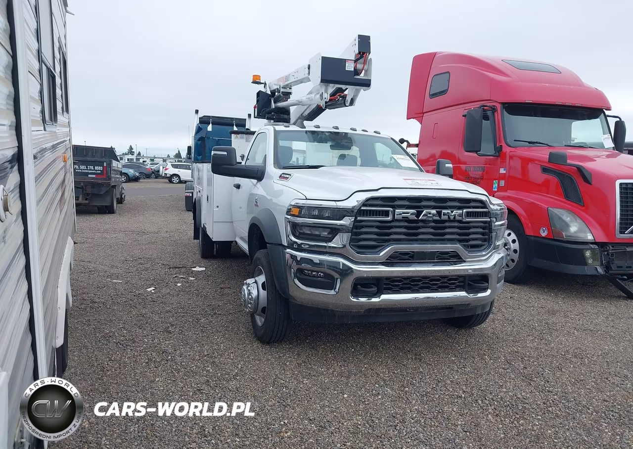 2025 Ram 5500 Chassis With Bucket Lift Tradesman-Big Horn VIN:3C7WRNBL1SG519788 - 1