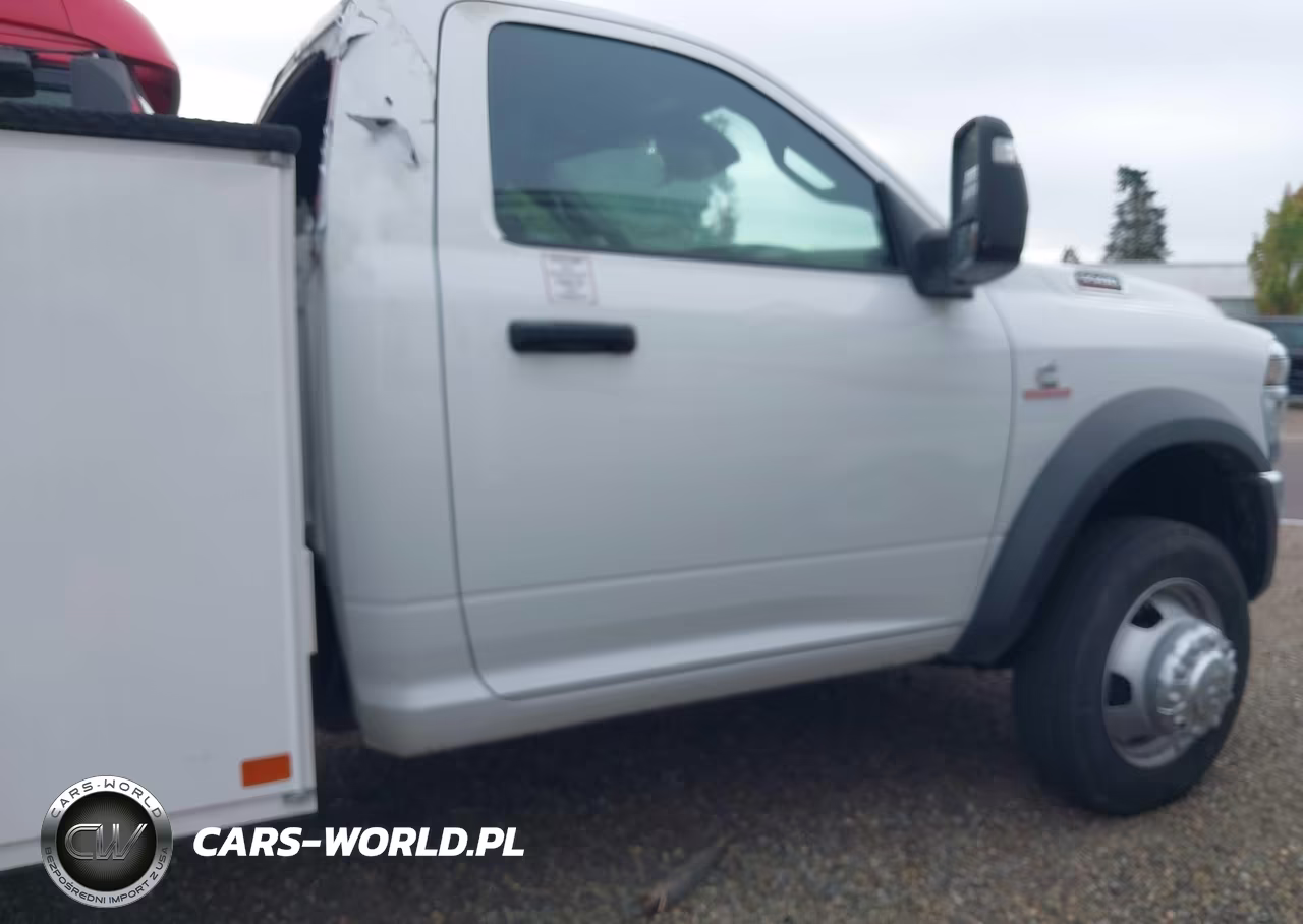 2025 Ram 5500 Chassis With Bucket Lift Tradesman-Big Horn VIN:3C7WRNBL1SG519788 - 12