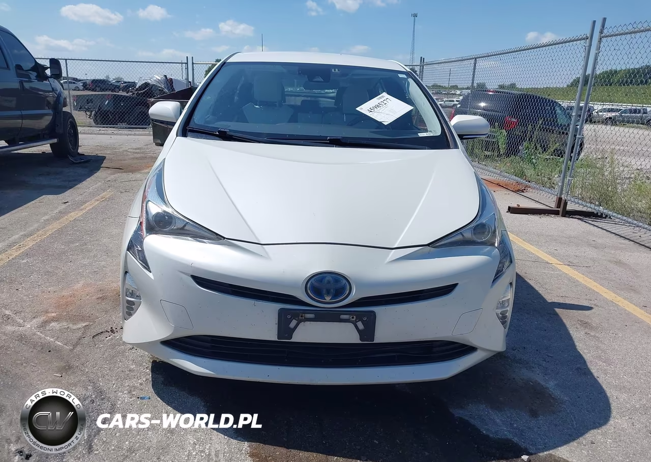 2016 Toyota Prius Three Touring VIN:JTDKARFU8G3515406 - 12