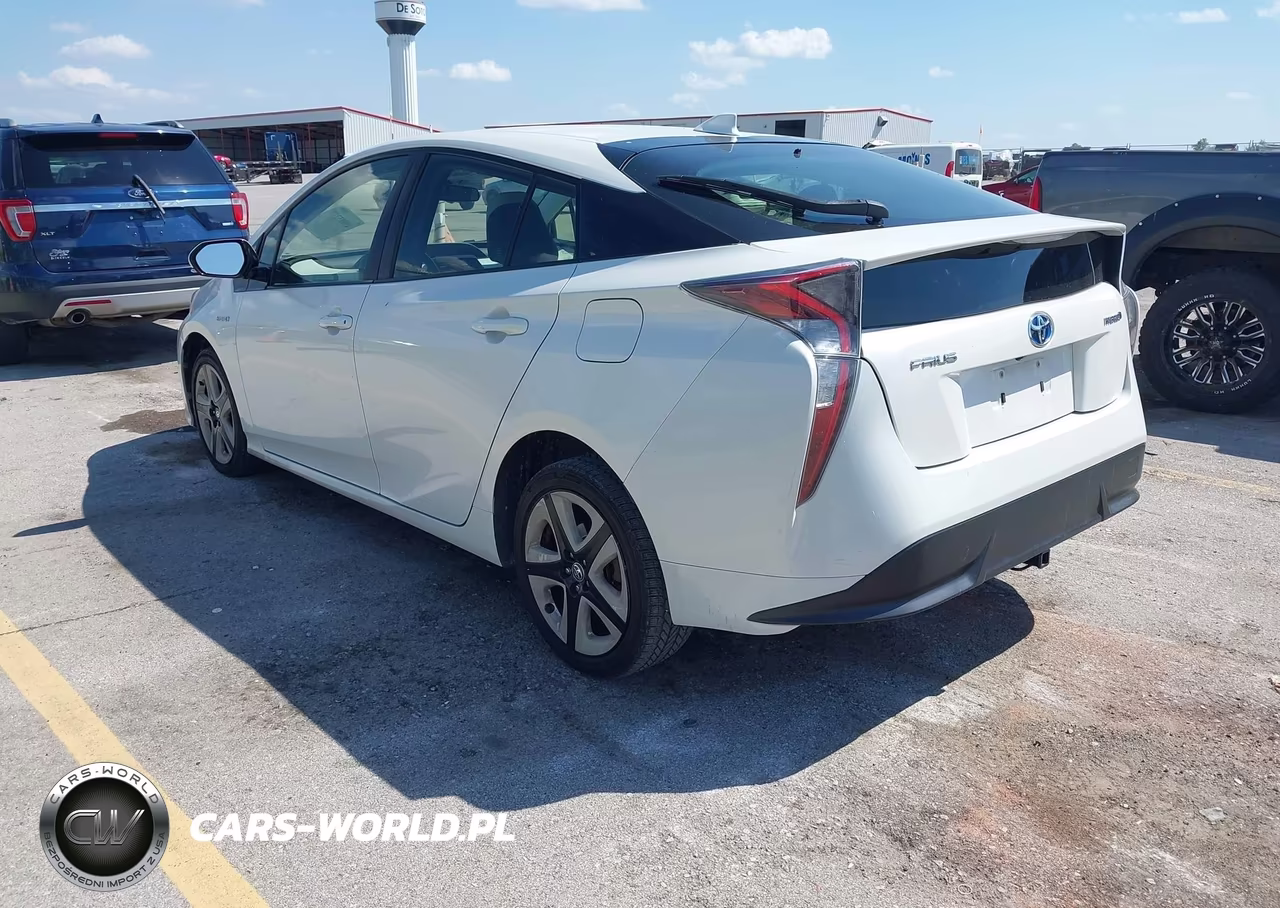 2016 Toyota Prius Three Touring VIN:JTDKARFU8G3515406 - 3