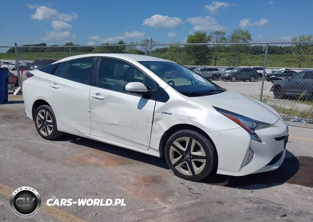 2016 Toyota Prius Three Touring VIN:JTDKARFU8G3515406 - 6