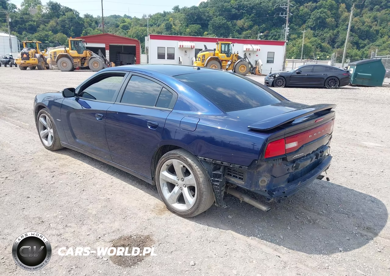 2013 Dodge Charger R-T VIN:2C3CDXCTXDH681032 - 3