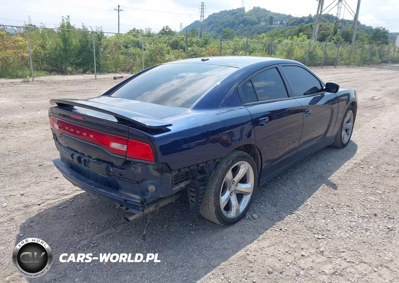 2013 Dodge Charger R-T VIN:2C3CDXCTXDH681032 - 4