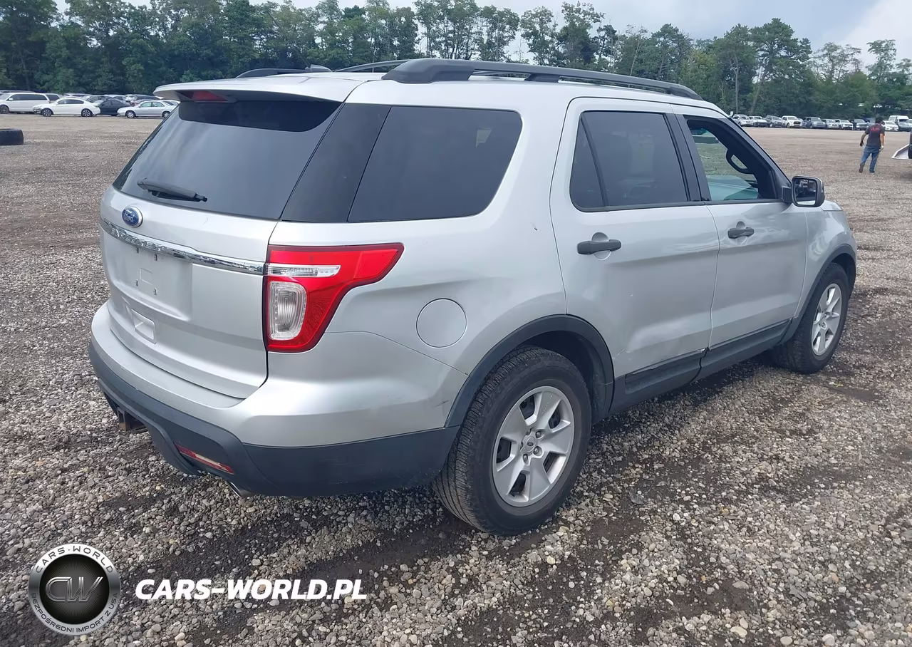 2011 Ford Explorer VIN:1FMHK7B80BGA58818 - 4