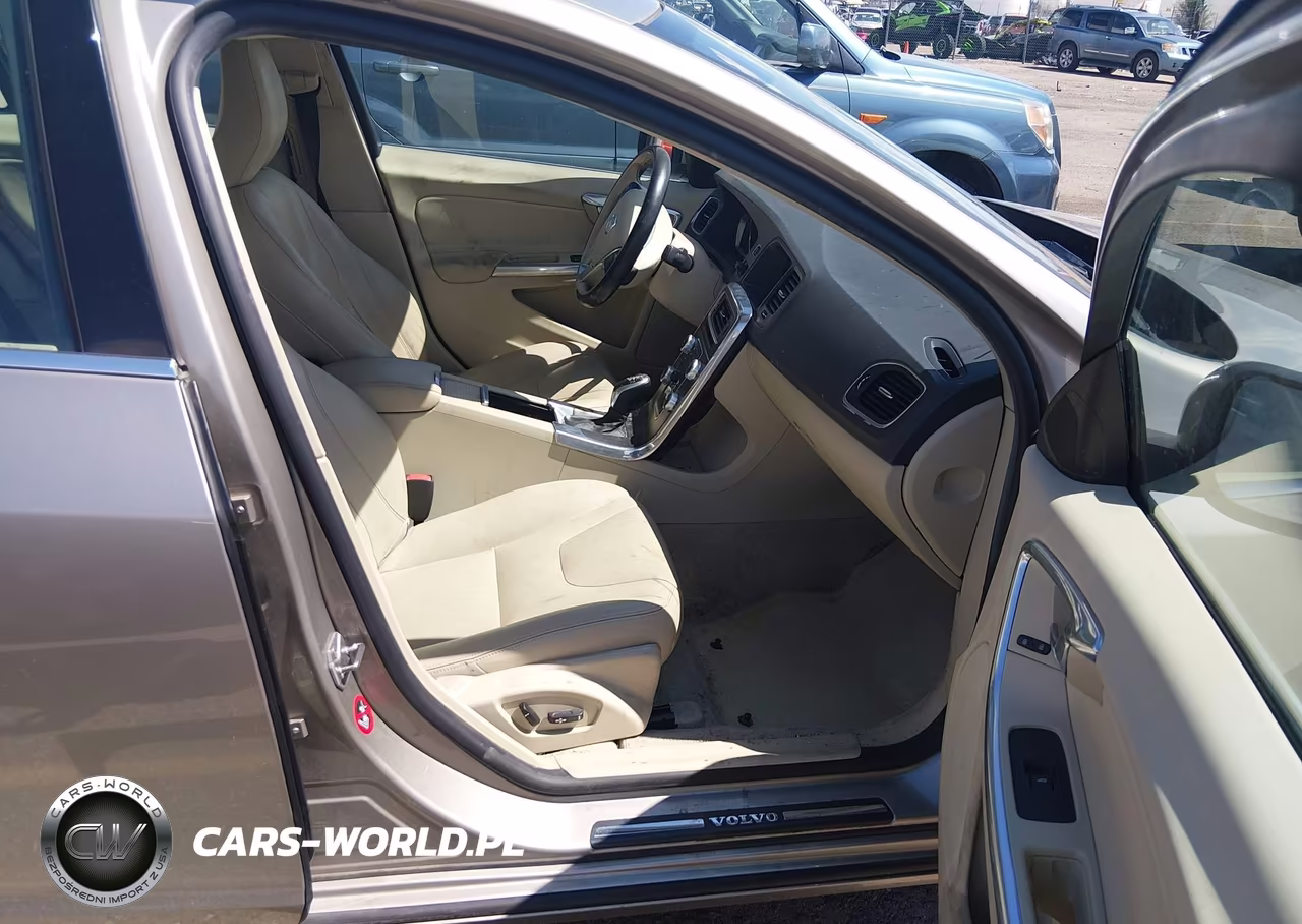 2015 Volvo S60 T5 Premier VIN:YV1612TKXF1335389 - 5
