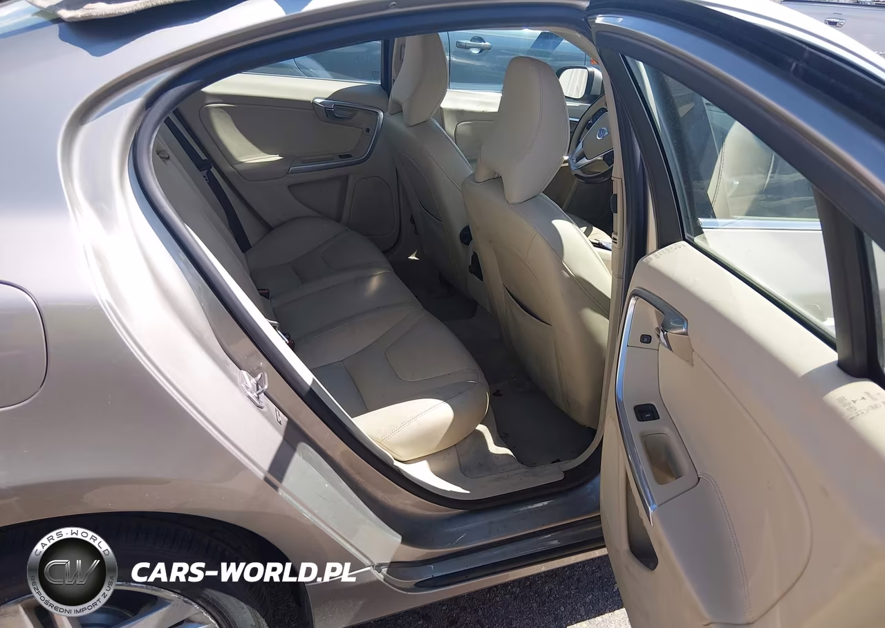 2015 Volvo S60 T5 Premier VIN:YV1612TKXF1335389 - 8