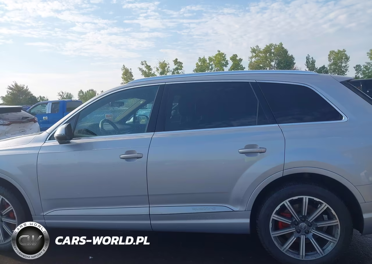 2017 Audi Q7 3.0T Premium VIN:WA1LAAF76HD019638 - 14