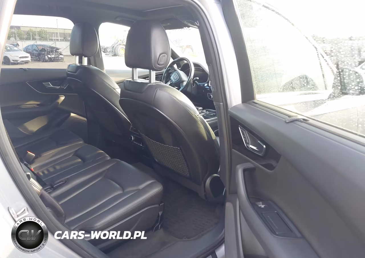 2017 Audi Q7 3.0T Premium VIN:WA1LAAF76HD019638 - 8