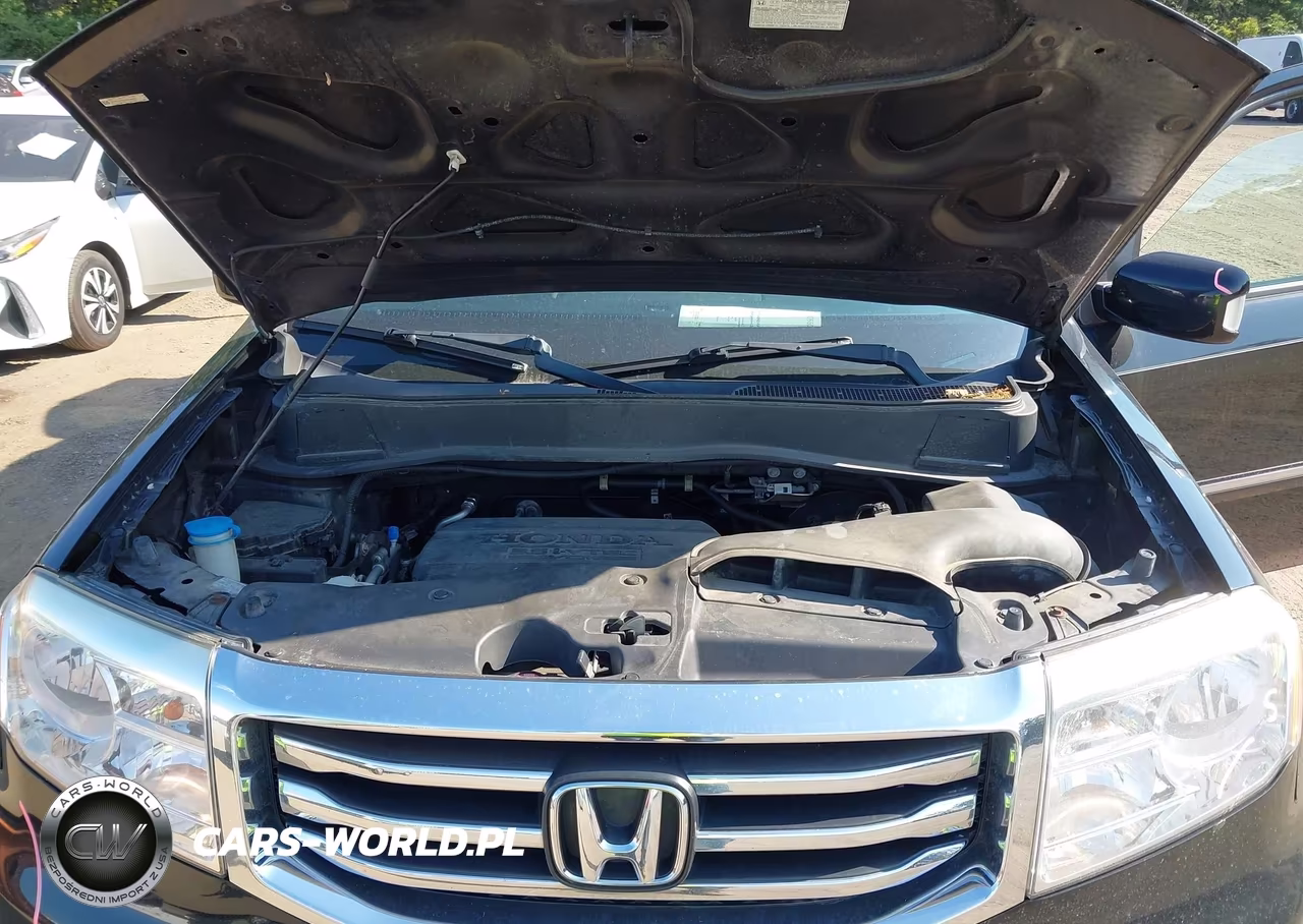 2015 Honda Pilot Touring VIN:5FNYF4H95FB030603 - 10