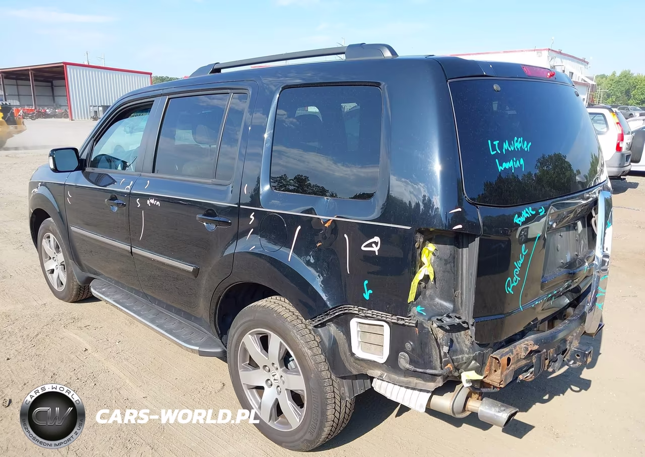 2015 Honda Pilot Touring VIN:5FNYF4H95FB030603 - 3