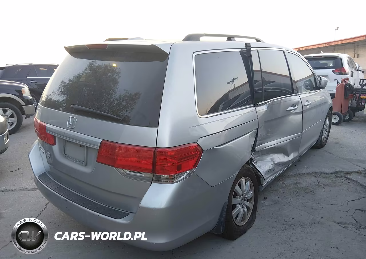 2010 Honda Odyssey Ex-L VIN:5FNRL3H74AB110585 - 4