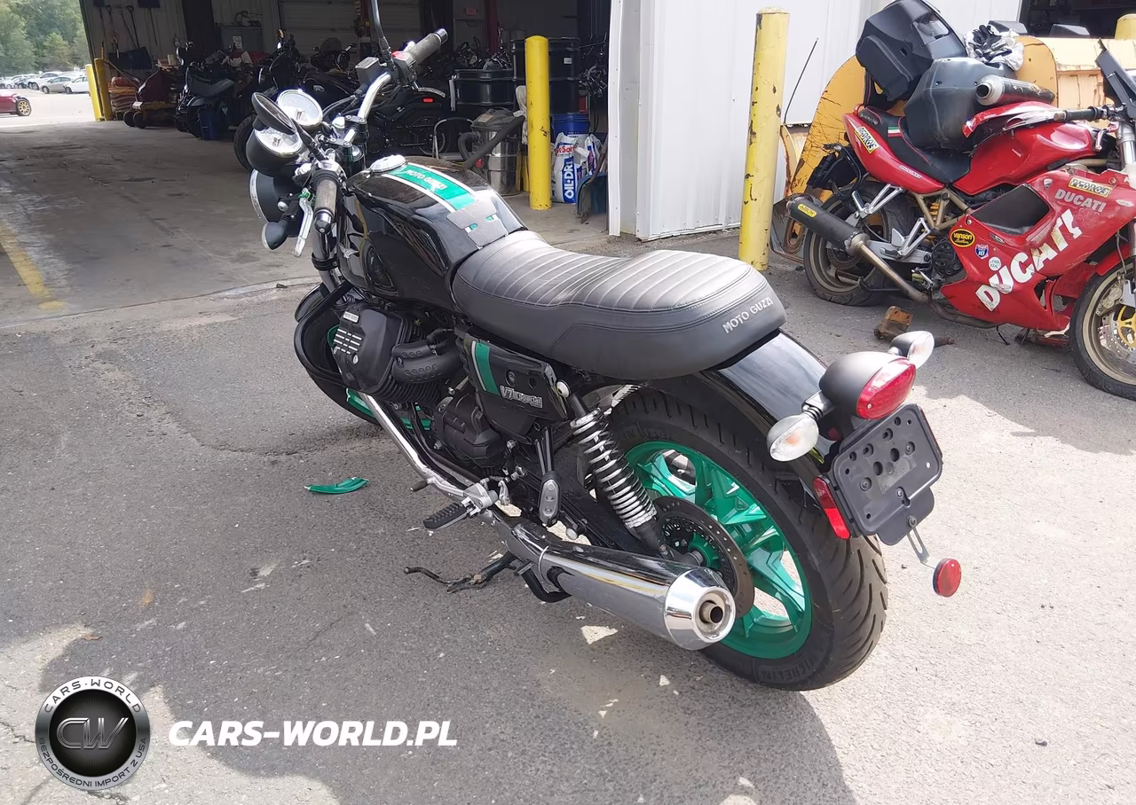 2018 Moto Guzzi Other VIN:ZGULDUA08JM000262 - 3