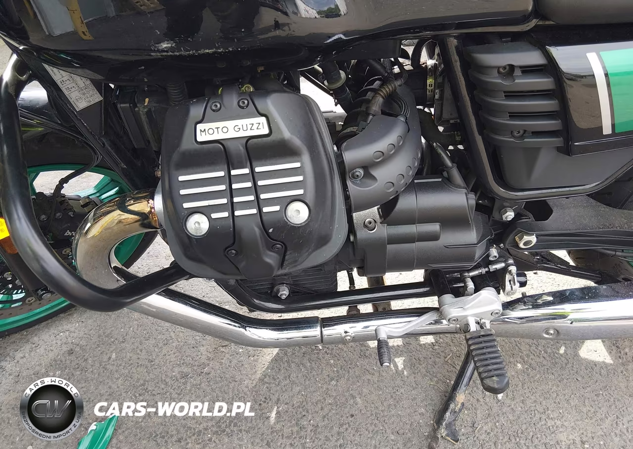 2018 Moto Guzzi Other VIN:ZGULDUA08JM000262 - 9