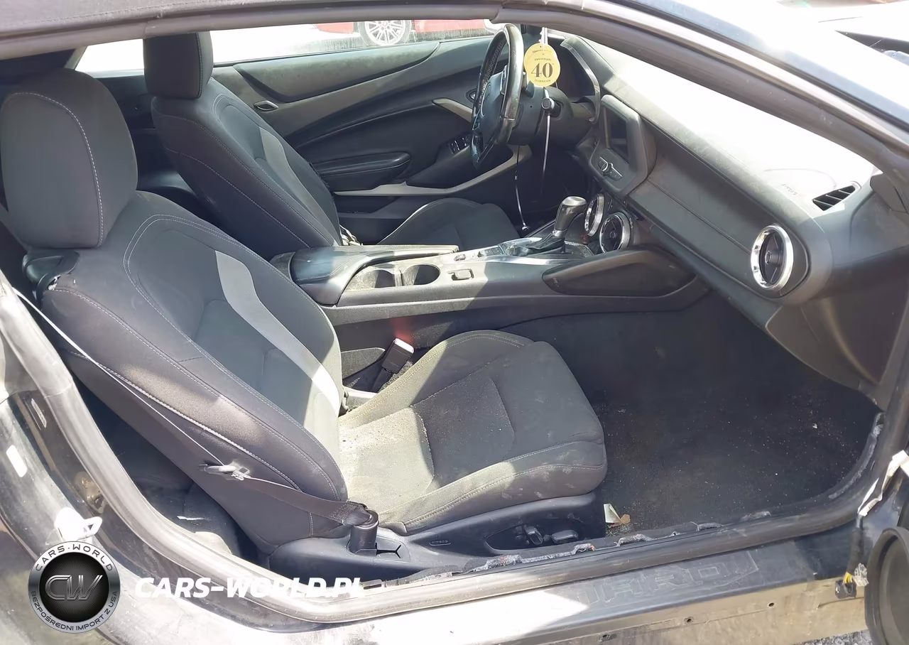 2019 Chevrolet Camaro 1Lt VIN:1G1FB3DX0K0110314 - 5