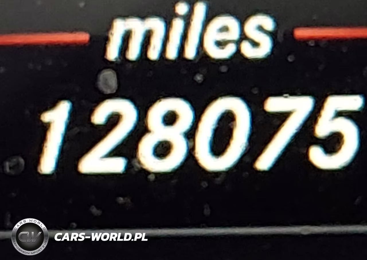 2016 Mercedes-Benz E 350 4Matic VIN:WDDHF8JB7GB261355 - 16