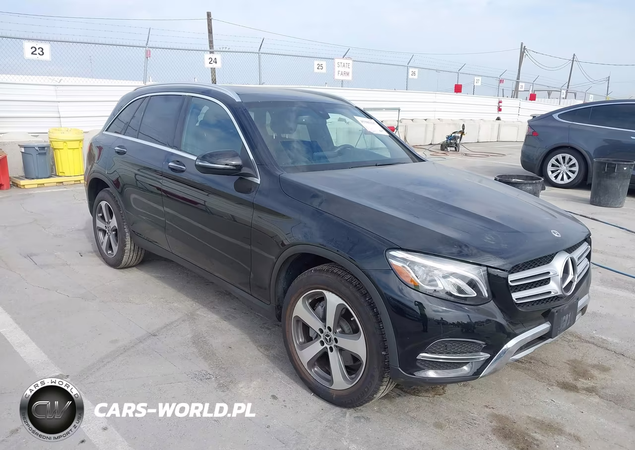 2018 Mercedes-Benz Glc 300 4Matic – zdjęcie 1 z 16