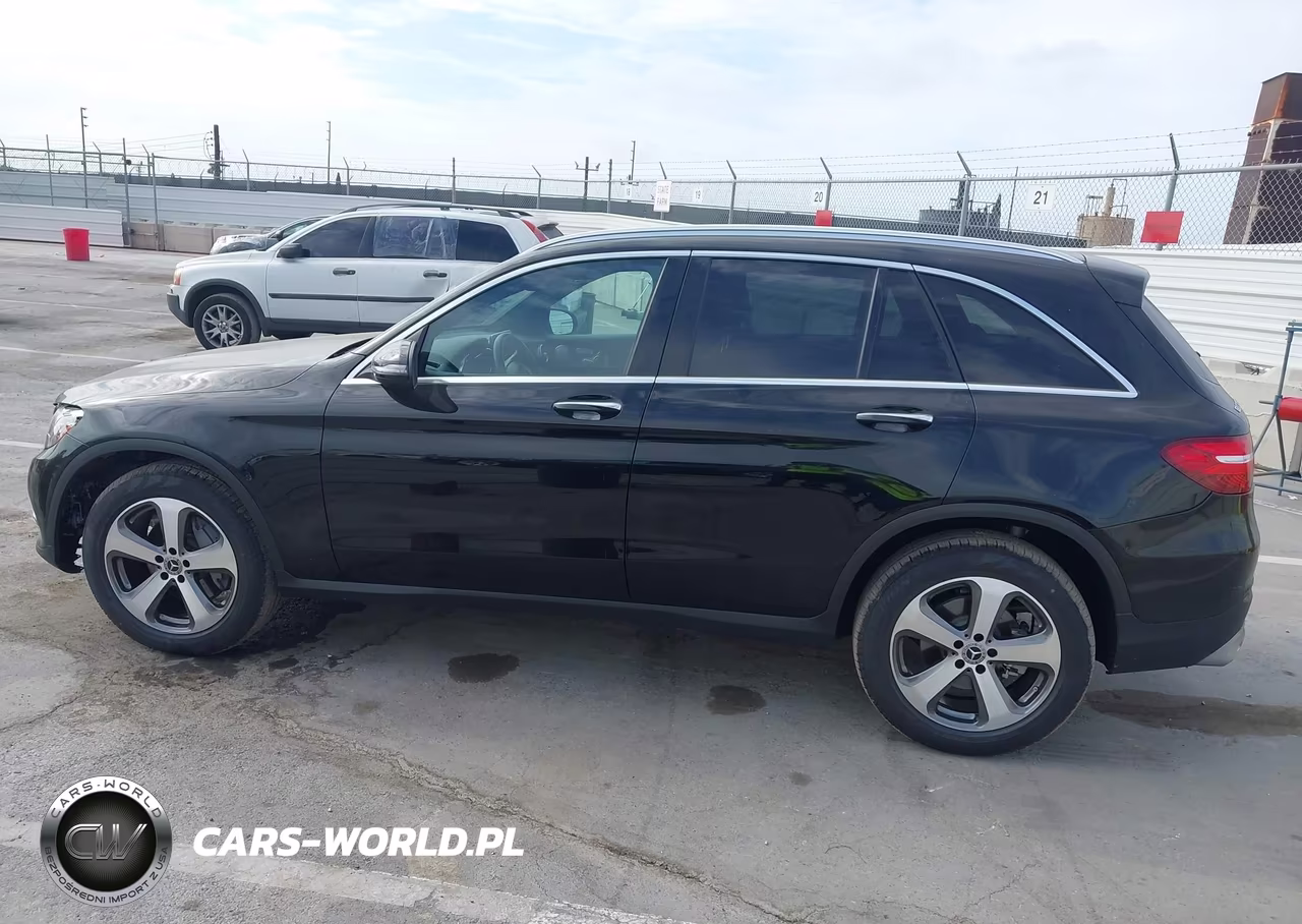 2018 Mercedes-Benz Glc 300 4Matic VIN:WDC0G4KB2JV106076 - 14