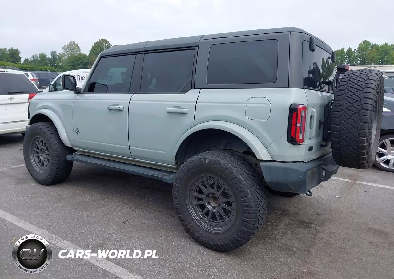 2022 Ford Bronco Outer Banks VIN:1FMEE5BP6NLB45768 - 3