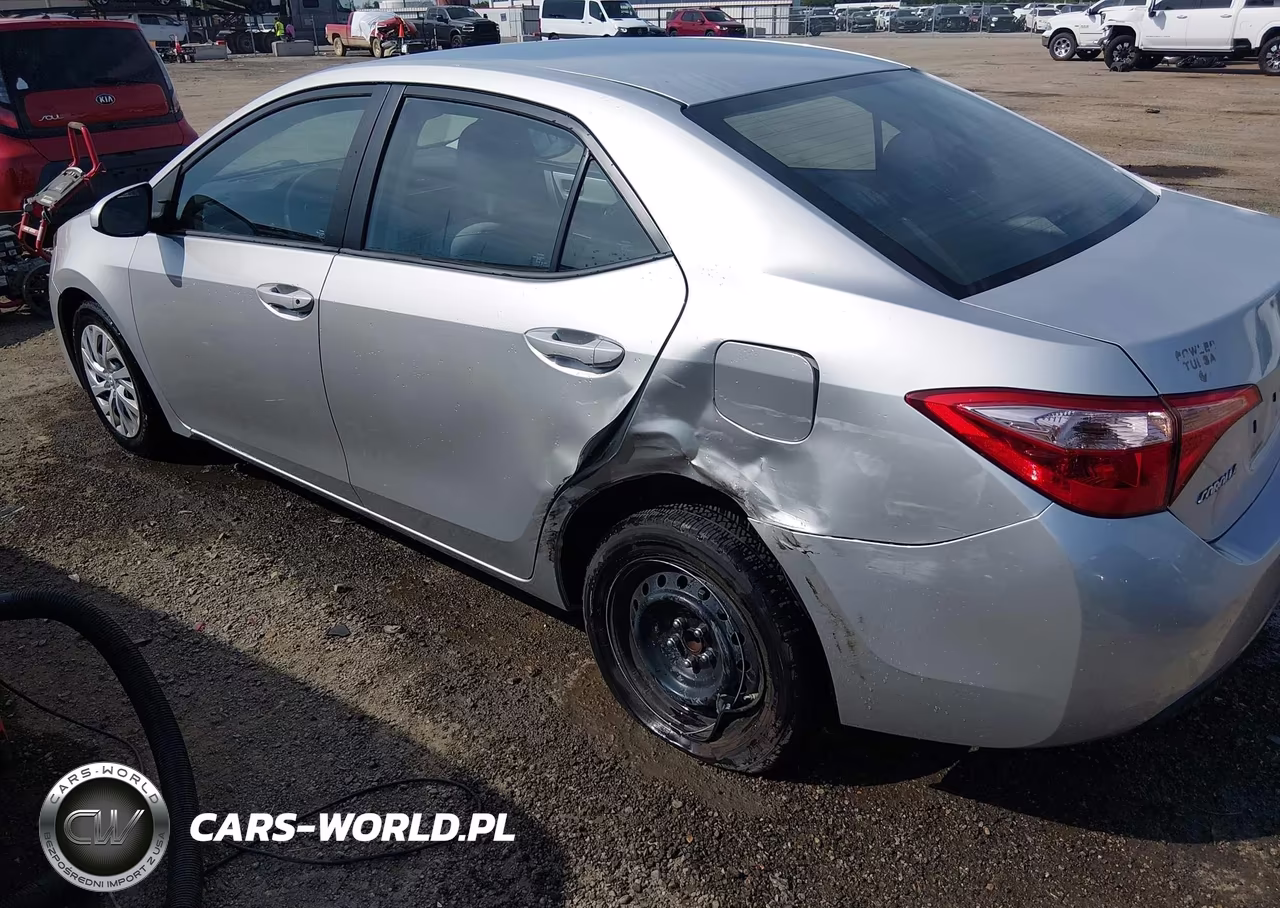 2017 Toyota Corolla Le VIN:5YFBURHE1HP630872 - 6
