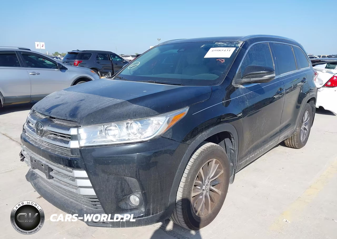 2017 Toyota Highlander Xle VIN:5TDKZRFH0HS519865 - 2