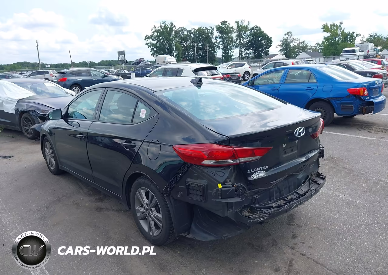 2018 Hyundai Elantra Sel VIN:5NPD84LFXJH262033 - 3