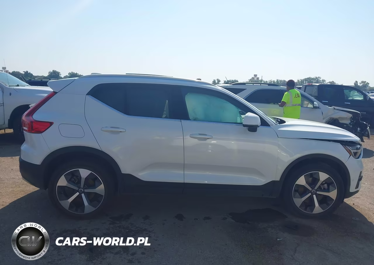 2023 Volvo Xc40 B5 Plus Bright Theme VIN:YV4L12UN0P2931055 - 12