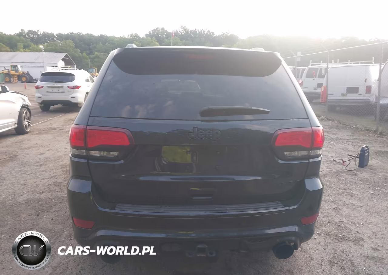 2018 Jeep Grand Cherokee Srt 4X4 VIN:1C4RJFDJ4JC436490 - 16