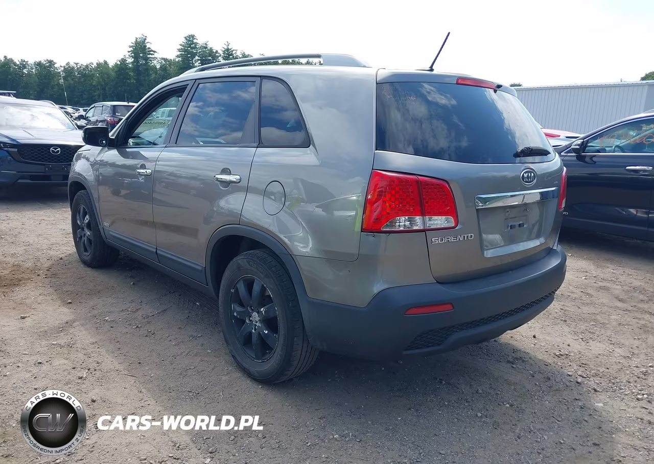 2012 Kia Sorento Lx V6 VIN:5XYKTDA21CG236338 - 3