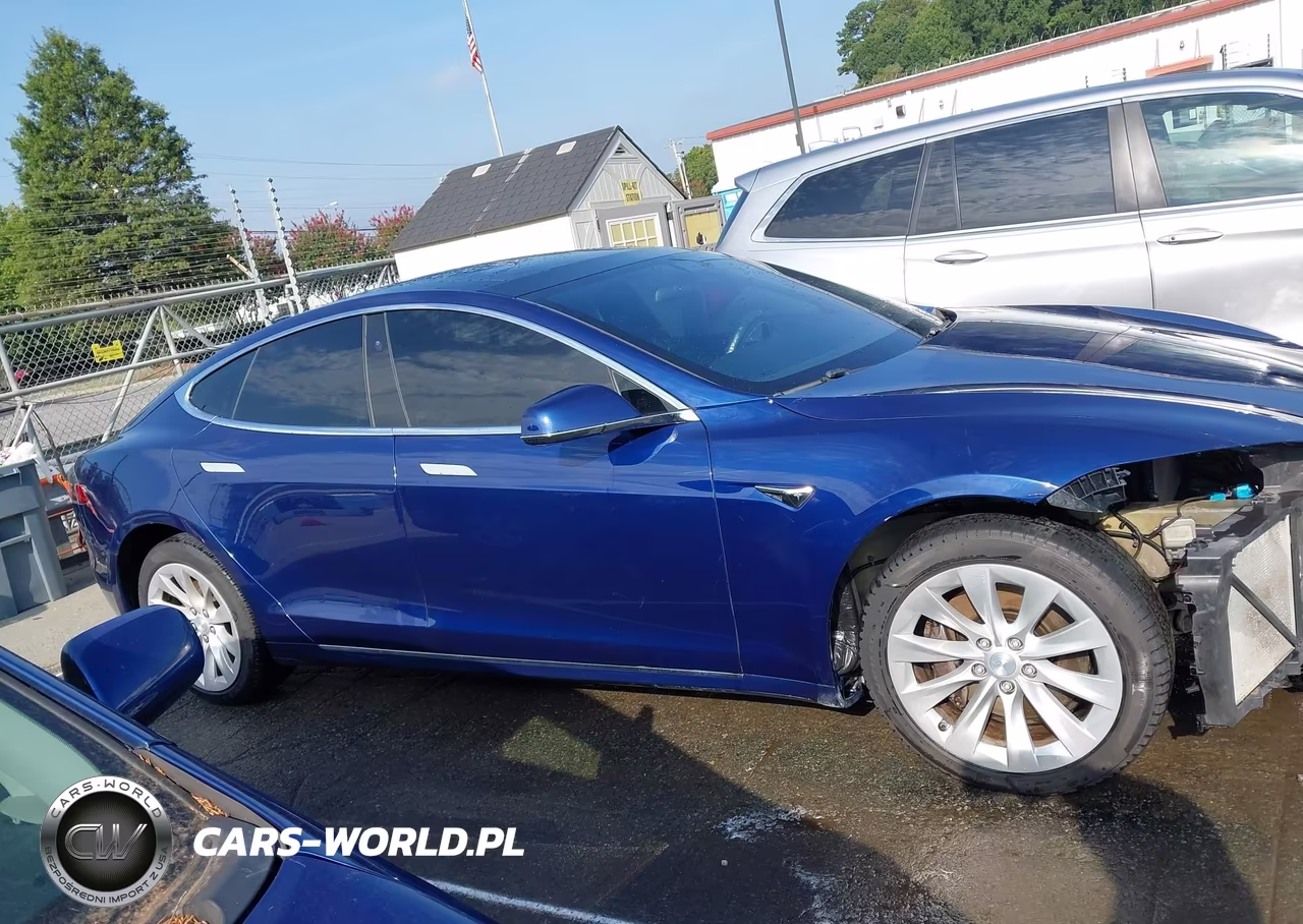 2018 Tesla Model S VIN:5YJSA1E21JF282643 - 14