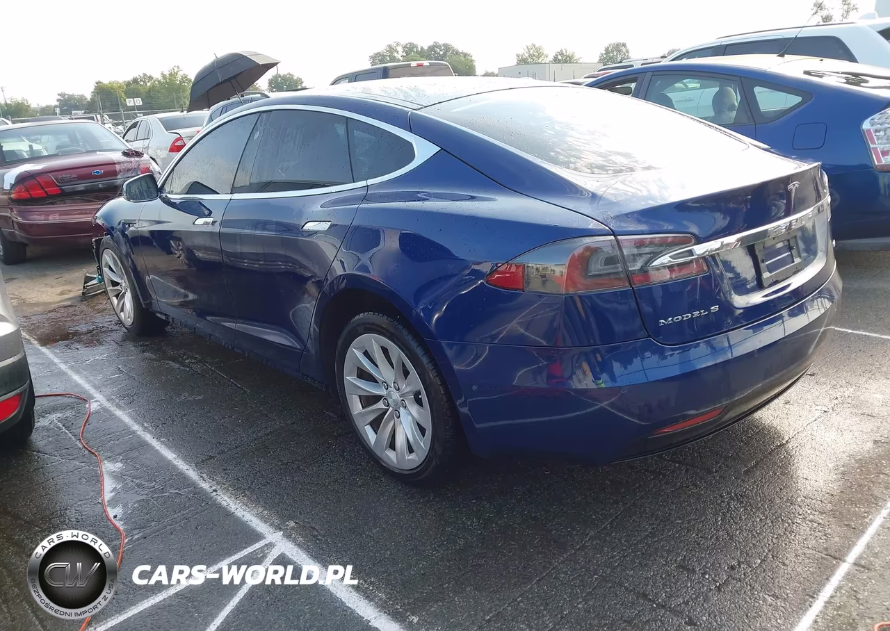 2018 Tesla Model S VIN:5YJSA1E21JF282643 - 3