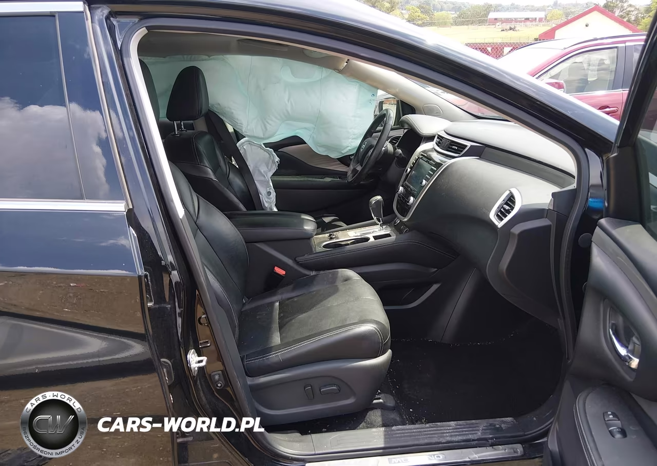 2018 Nissan Murano Platinum VIN:5N1AZ2MG5JN104609 - 5