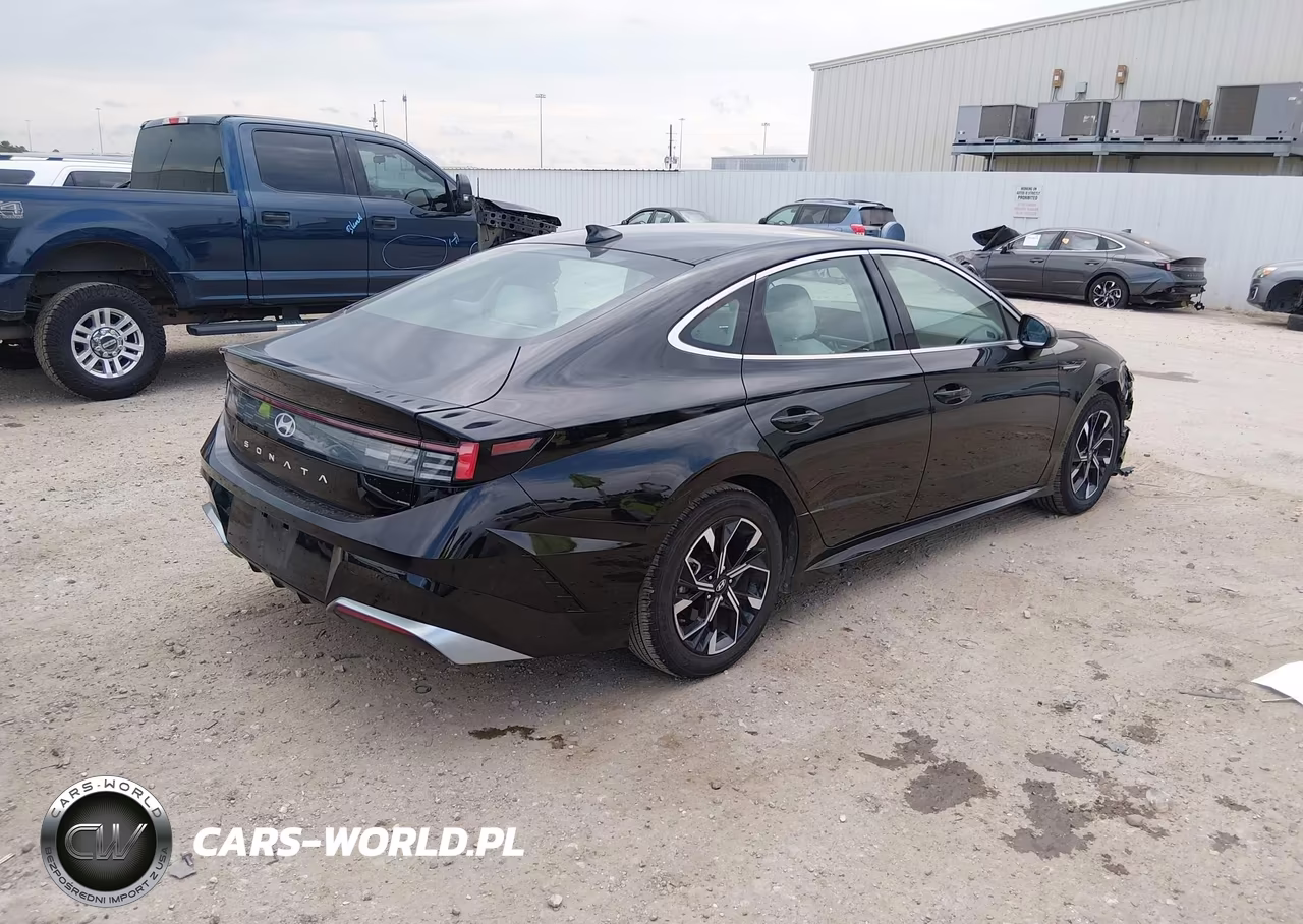 2025 Hyundai Sonata Sel VIN:KMHL64JA4SA457655 - 4
