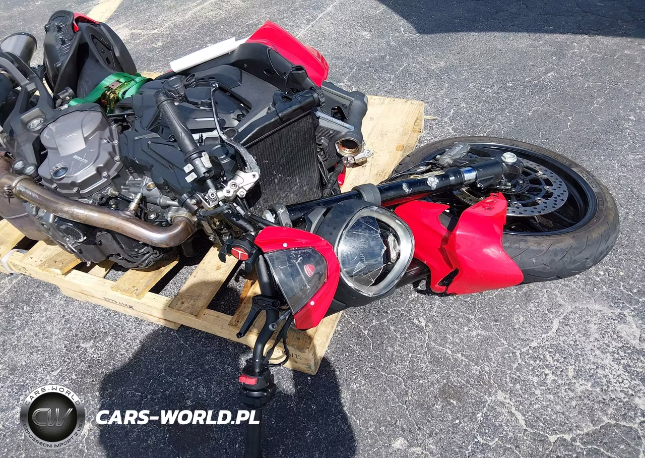 2022 Ducati Monster VIN:ZDMMAMDT5NB003308 - 15