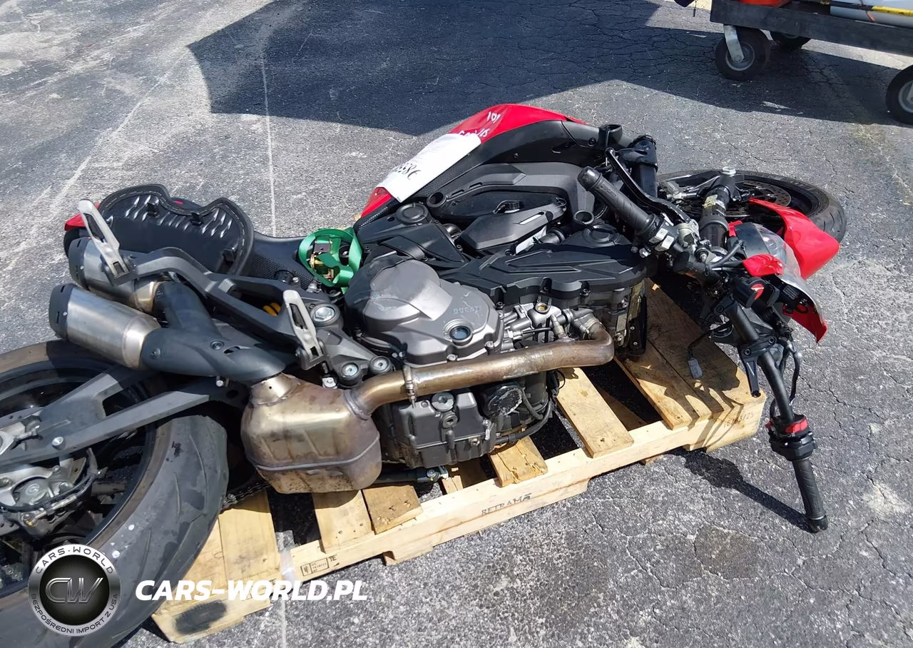 2022 Ducati Monster VIN:ZDMMAMDT5NB003308 - 16