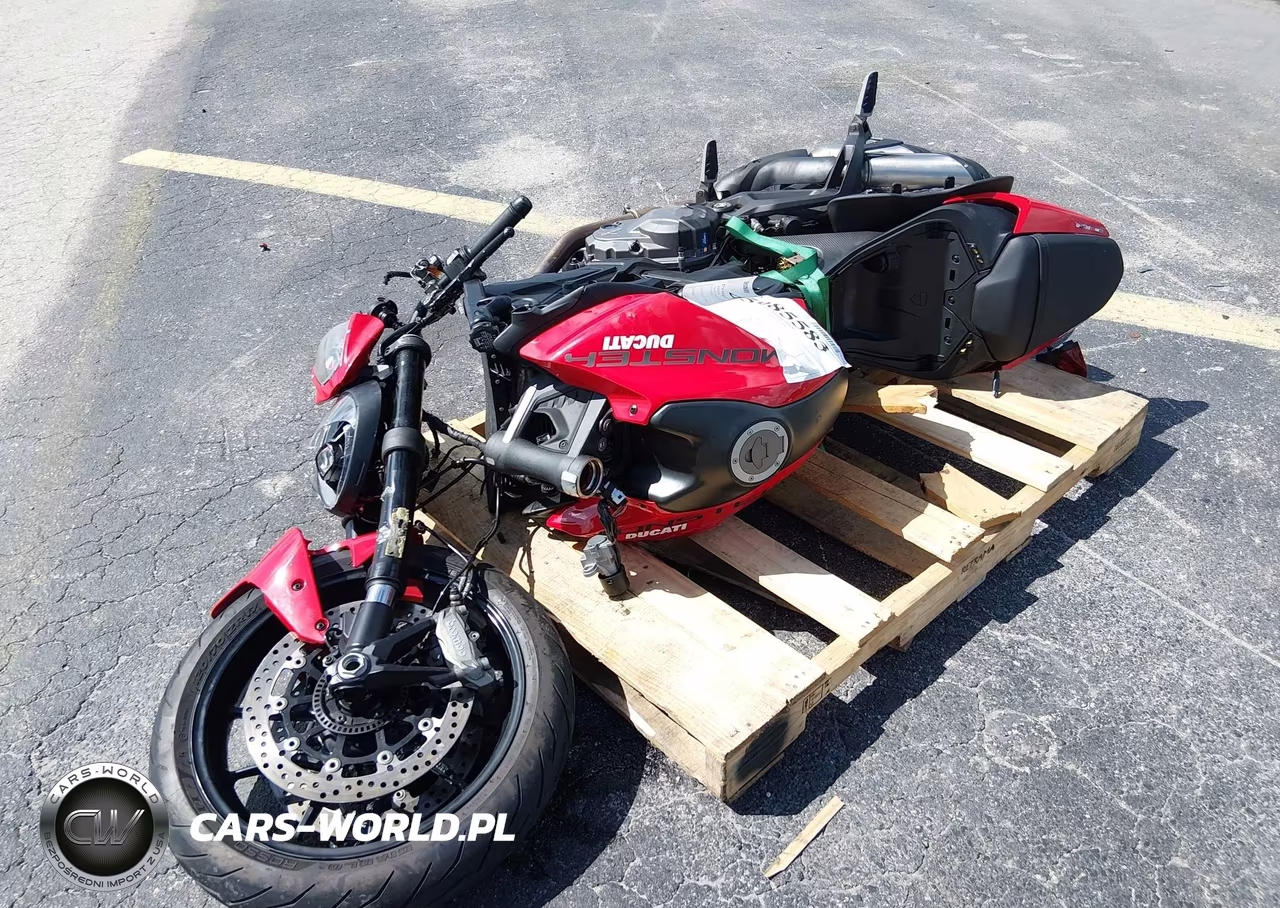 2022 Ducati Monster VIN:ZDMMAMDT5NB003308 - 2