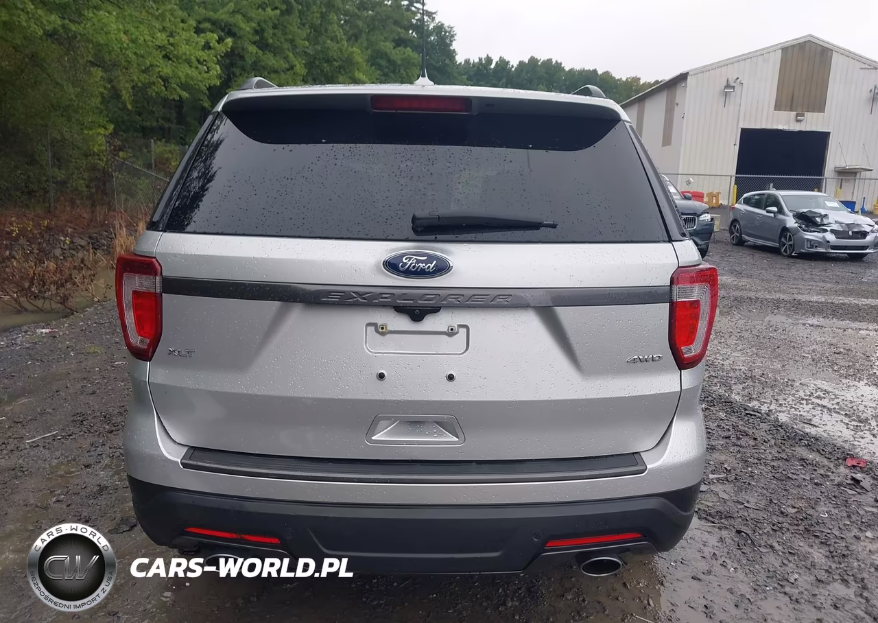 2018 Ford Explorer Xlt VIN:1FM5K8D89JGC31935 - 16