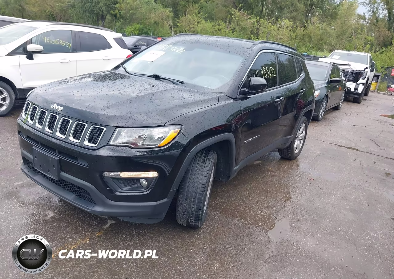 2018 Jeep Compass Latitude 4X4 VIN:3C4NJDBB6JT256656 - 2