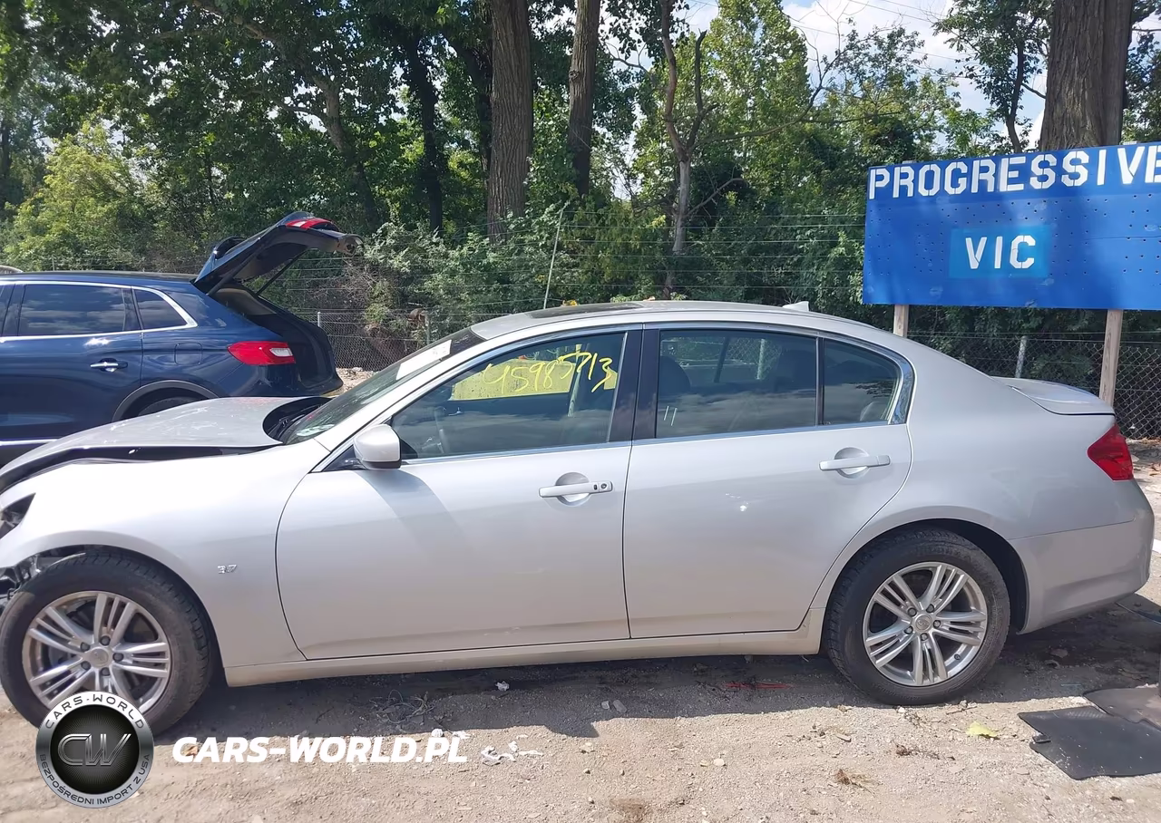 2015 Infiniti Q40 VIN:JN1CV6AR5FM524361 - 14