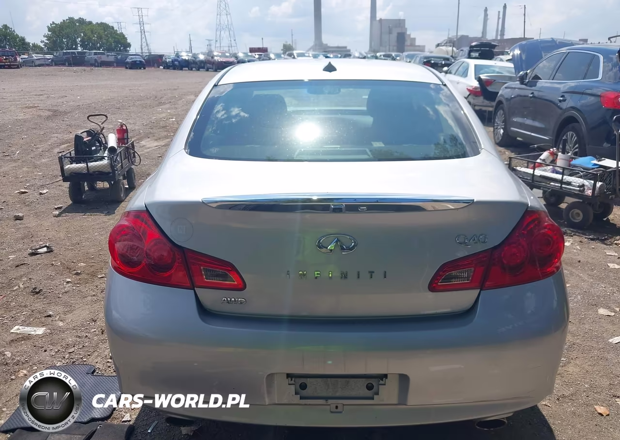 2015 Infiniti Q40 VIN:JN1CV6AR5FM524361 - 16