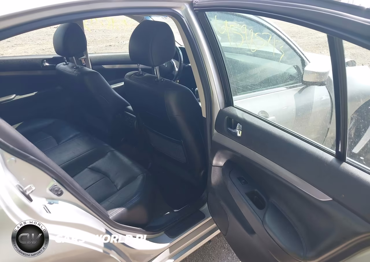 2015 Infiniti Q40 VIN:JN1CV6AR5FM524361 - 8