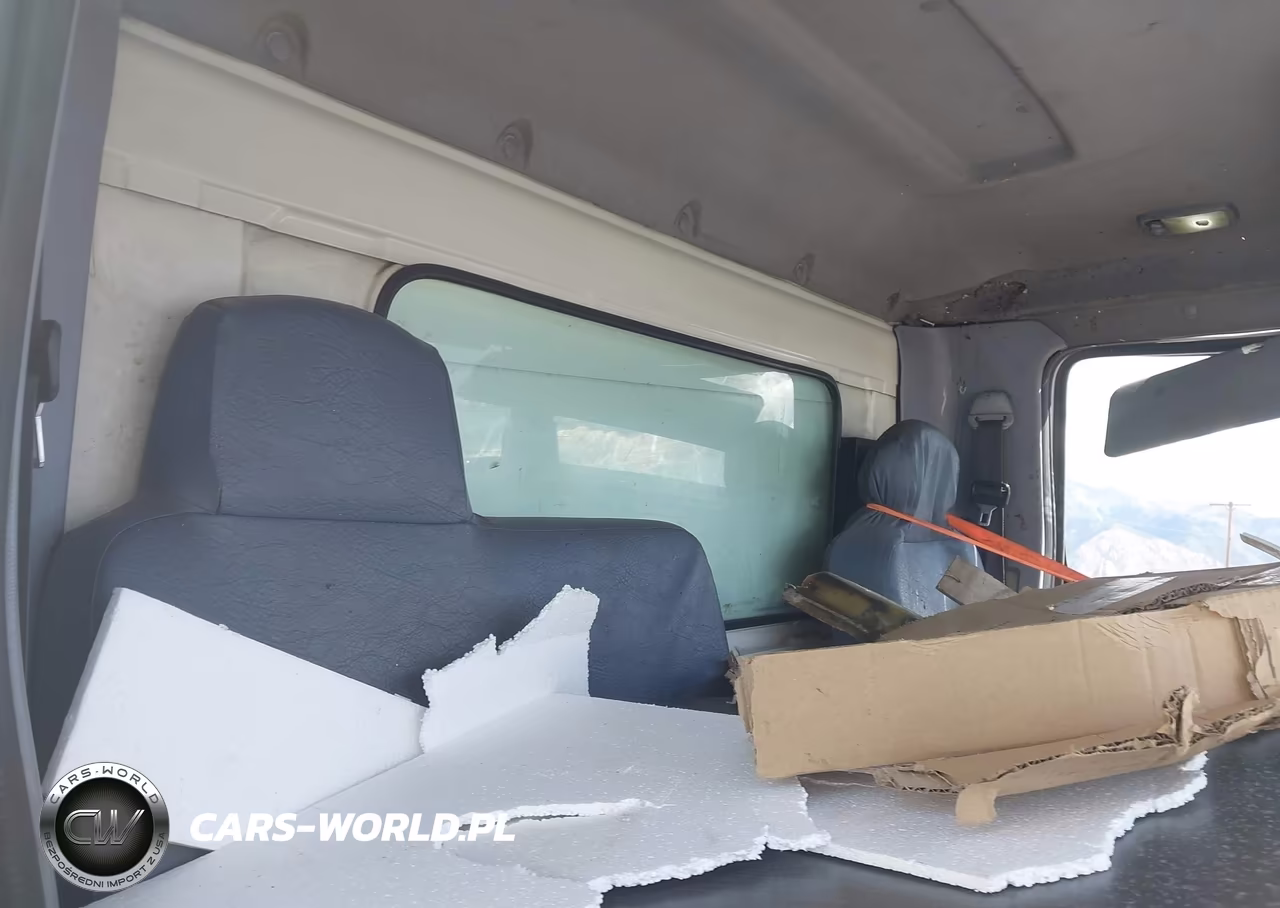 2006 Hino Hino 268 VIN:5PVNJ8JT062S10881 - 8