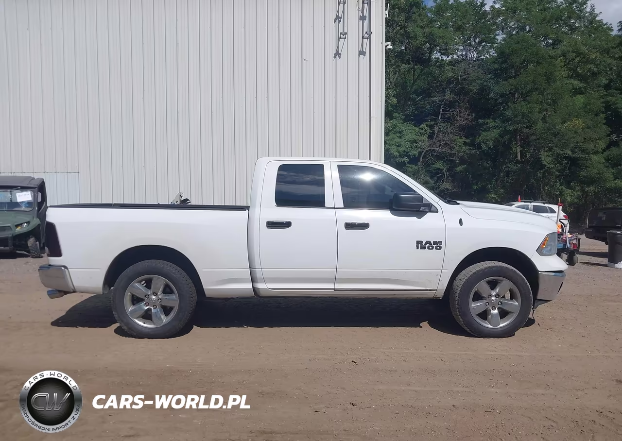2015 Ram 1500 VIN:1C6RR7GT5FS611507 - 13