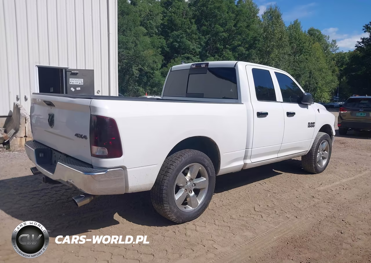 2015 Ram 1500 VIN:1C6RR7GT5FS611507 - 4