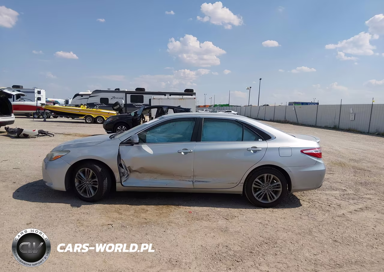 2016 Toyota Camry Se VIN:4T1BF1FK9GU569272 - 14