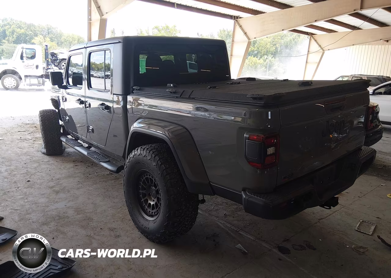2021 Jeep Gladiator Sport S 4X4 VIN:1C6JJTAMXML543923 - 3