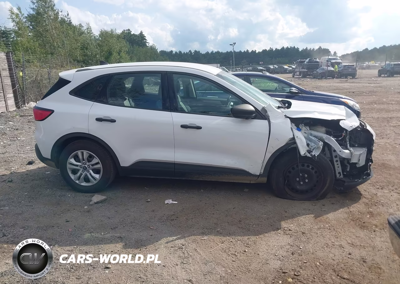 2021 Ford Escape S VIN:1FMCU0F64MUA04981 - 14