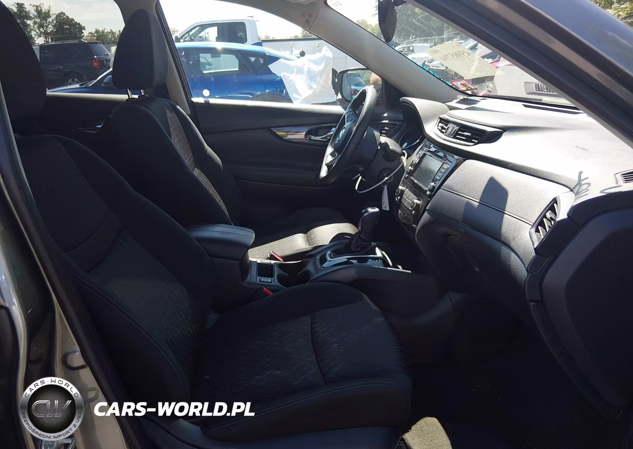 2019 Nissan Rogue S VIN:KNMAT2MV8KP505792 - 5